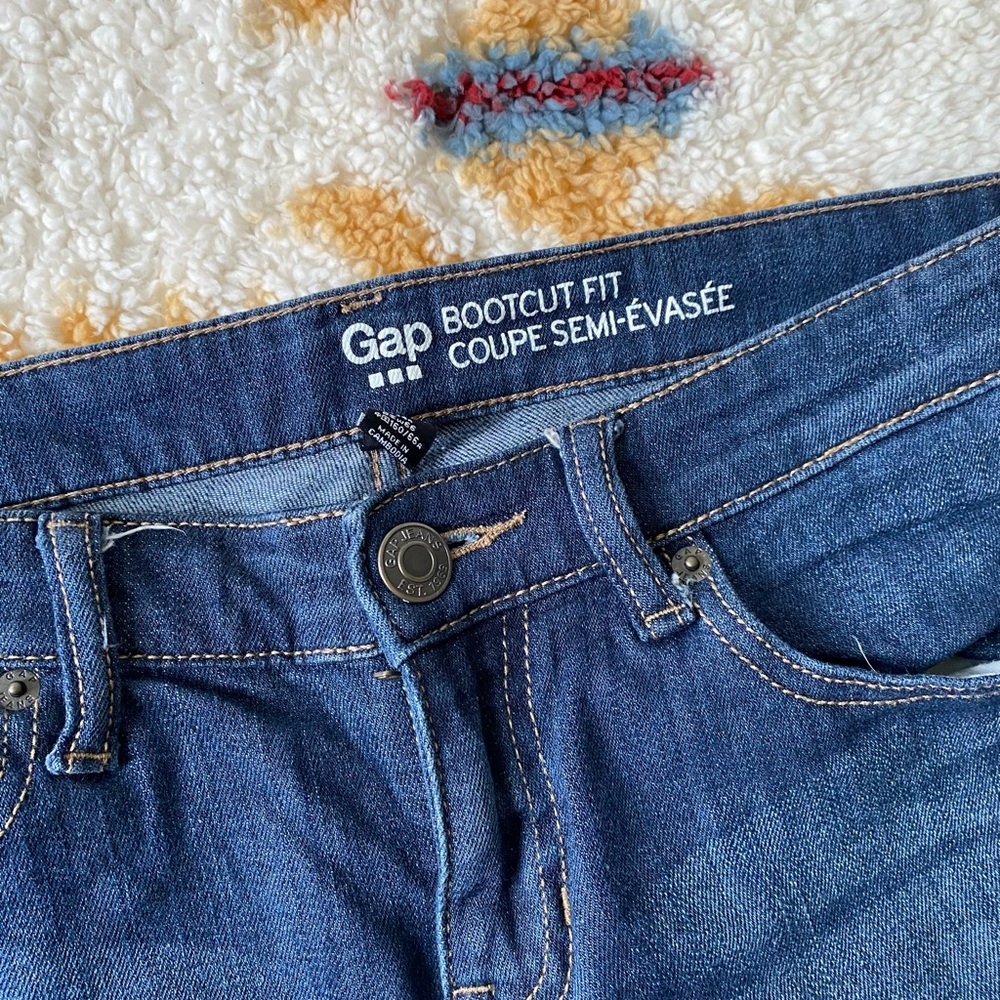 GAP Bootcut Medium Wash Jeans